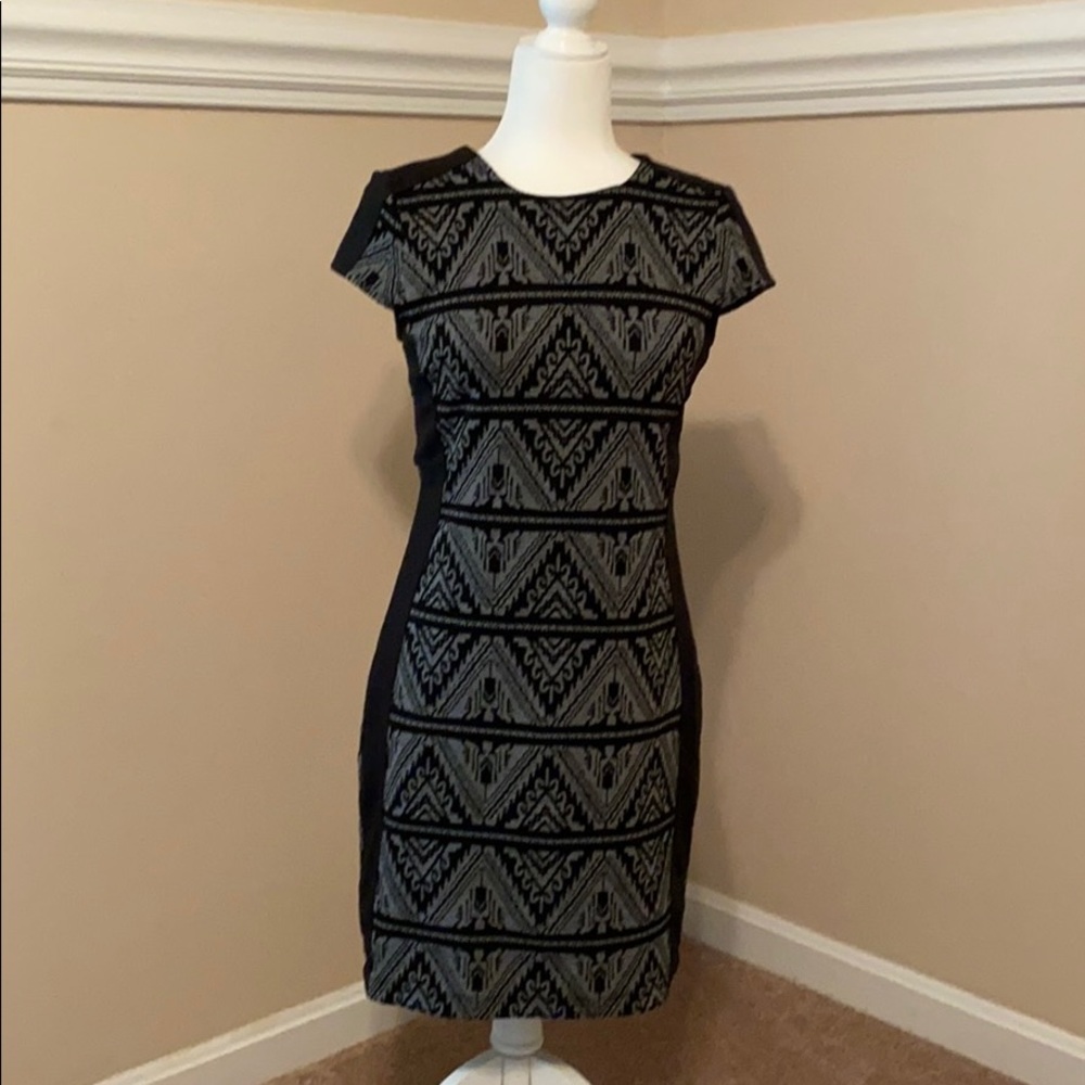 Karen Kane black print small dress